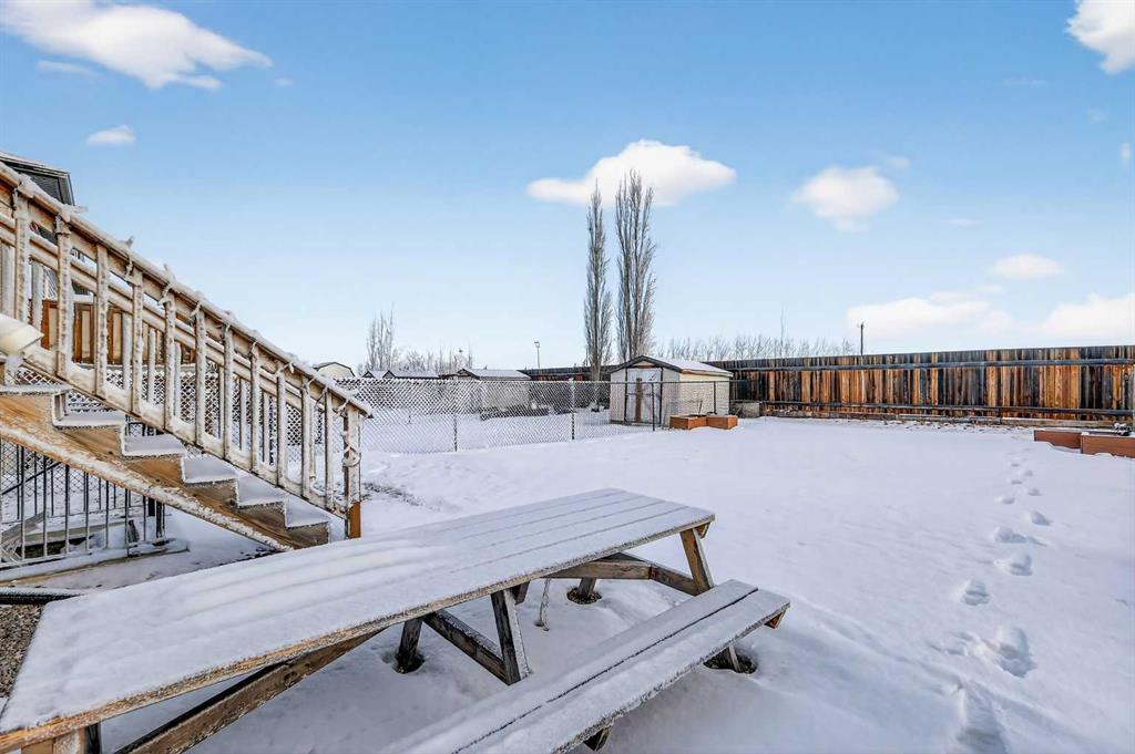 728 Carriage Lane Drive, Carstairs – Residential Semi Detached Listing Photo 28