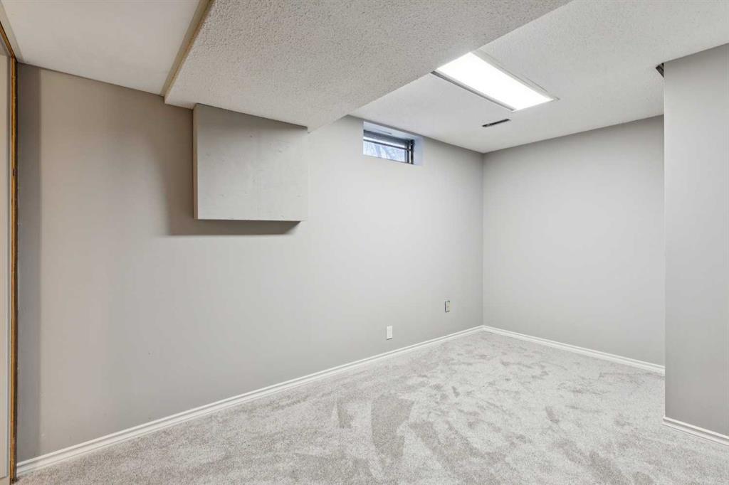 5432 Silverdale Drive Northwest, Calgary – Residential Detached Listing Photo 22