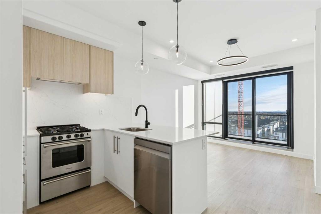 803, 8375 Broadcast Avenue Southwest, Calgary – Residential Apartment Listing Photo 6