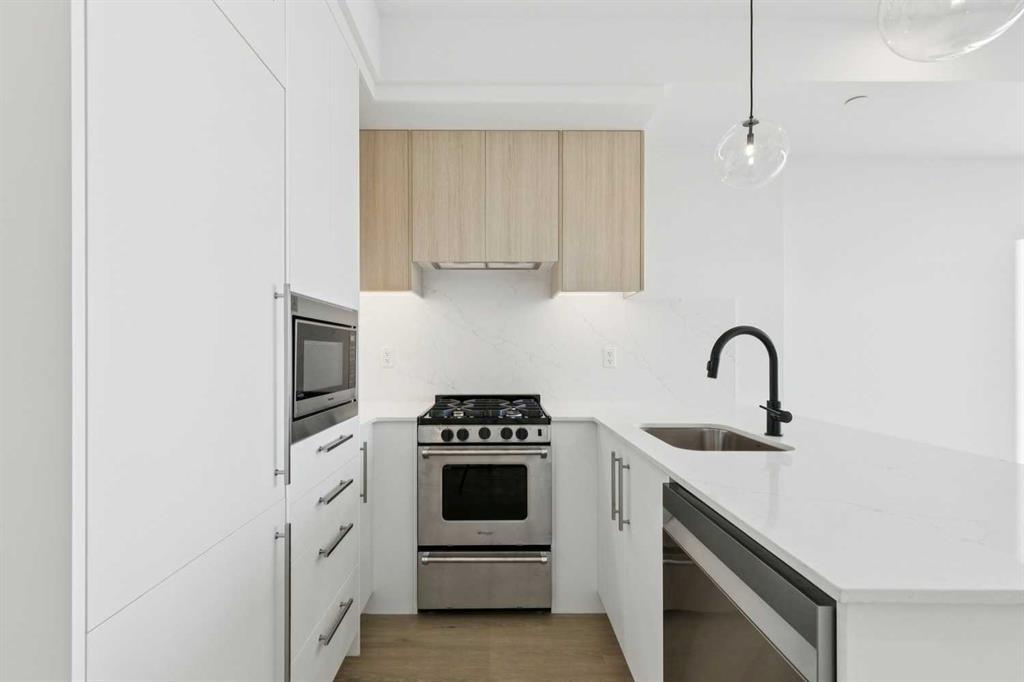 803, 8375 Broadcast Avenue Southwest, Calgary – Residential Apartment Listing Photo 7