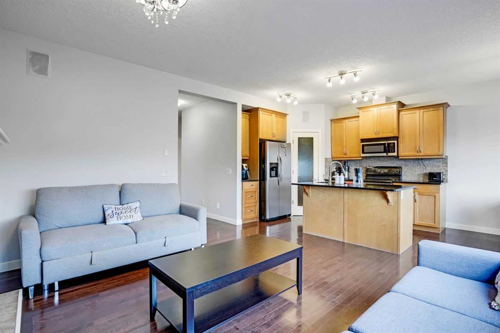 1728 Luxstone Drive Southwest, Airdrie – Residential Semi Detached Listing Photo 12