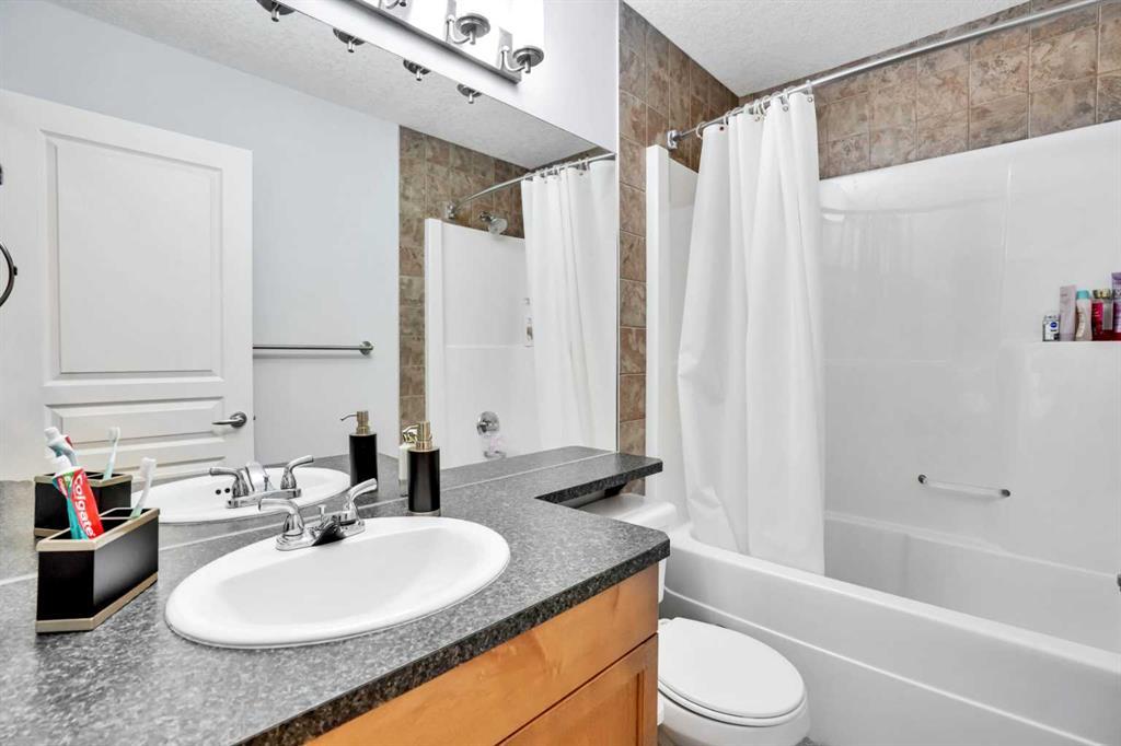 1728 Luxstone Drive Southwest, Airdrie – Residential Semi Detached Listing Photo 23