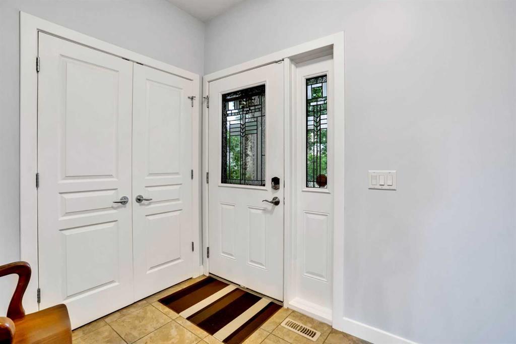 1728 Luxstone Drive Southwest, Airdrie – Residential Semi Detached Listing Photo 2