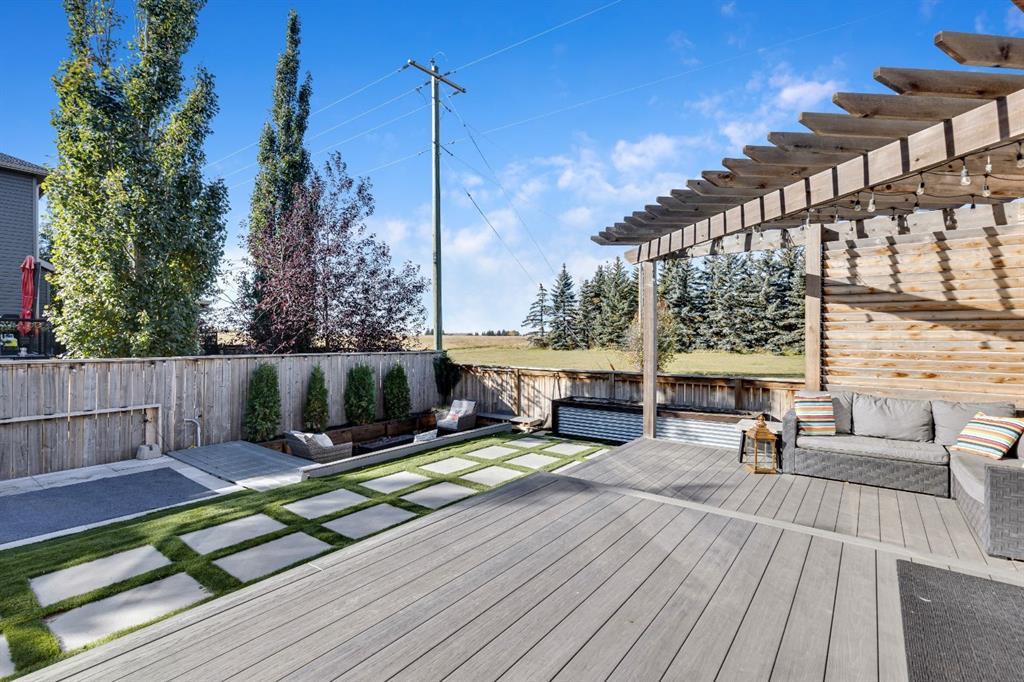 129 Wildrose Green Strathmore Alberta T1P 0G4 Wildflower Details