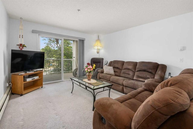 2210, 6224 17 Avenue Se, Calgary