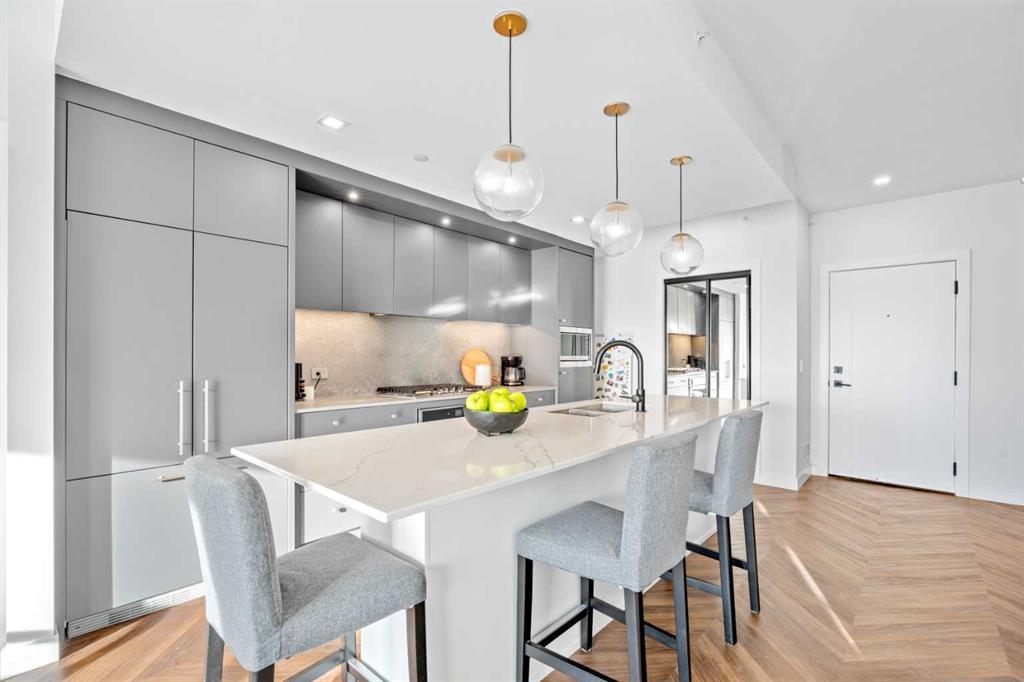 406, 8505 Broadcast Avenue Southwest, Calgary – Residential Apartment Listing Photo 10