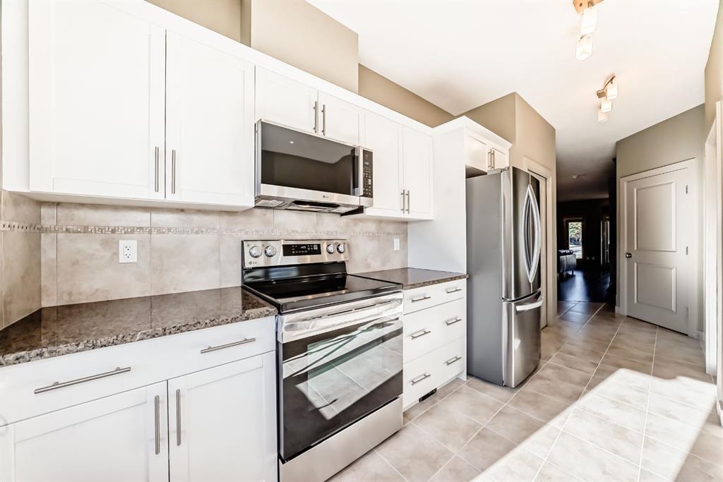 12 Cougar Ridge Landing Southwest, Calgary – Residential Row/Townhouse Listing Photo 10