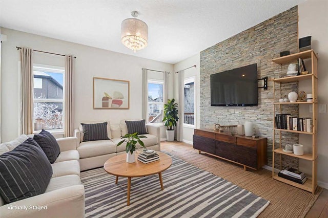 220 Walden Heights Se, Calgary