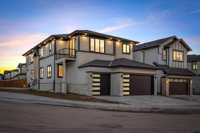 Home for Sale Located at 95 Saddlepeace Way Northeast, Calgary, Alberta