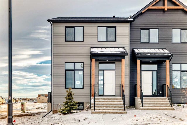 Photo for MLS®# A2277704 - home for sale at 155 Sawgrass Gate Northwest, Sawgrass Park, Airdrie Alberta