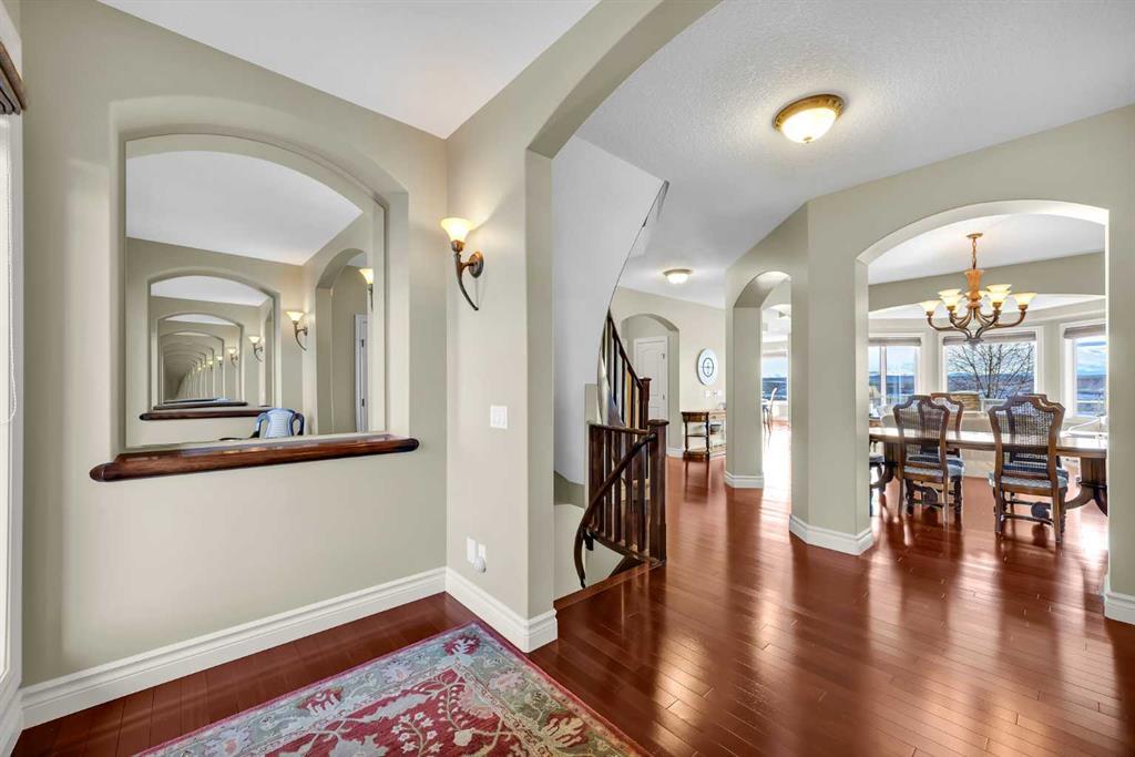 106 Cranleigh Terrace Southeast, Calgary – Residential Detached Listing Photo 4