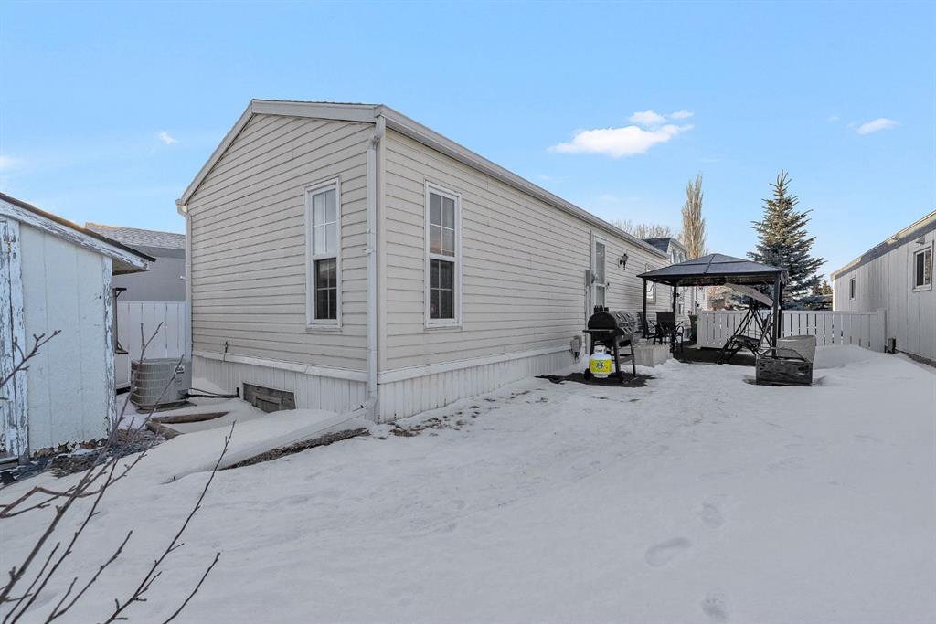 254 Erin Woods Circle Southeast, Calgary – Residential Detached Listing Photo 39