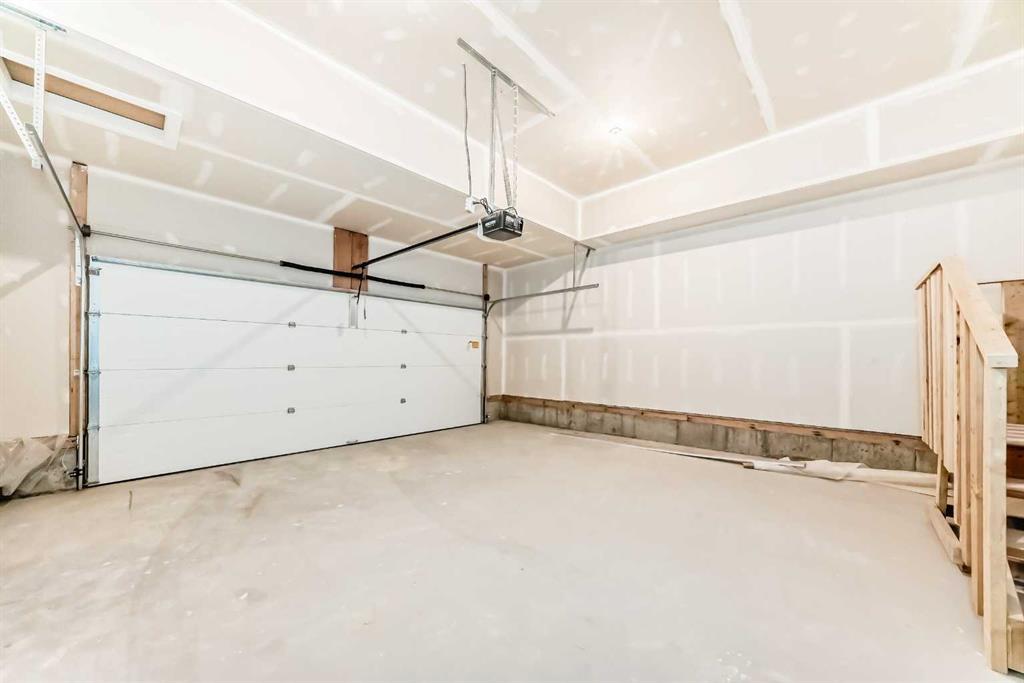 72 Lewisburg Close Ne Calgary Alberta T3P 2N4 Lewisburg Home For Sale