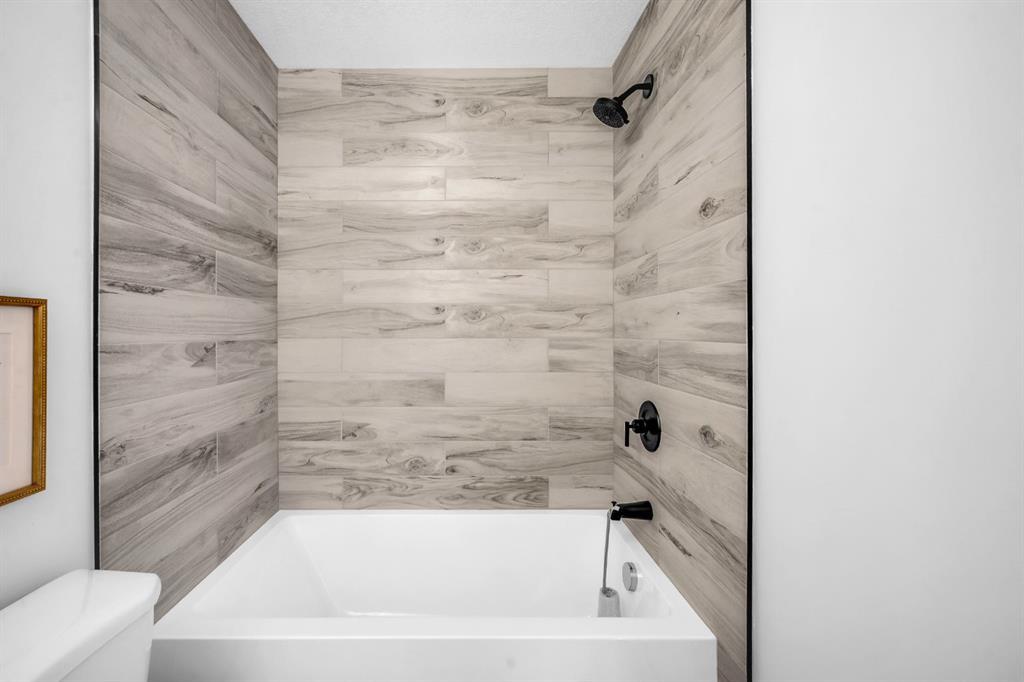 904 Clover Road, Carstairs – Residential Row/Townhouse Listing Photo 26