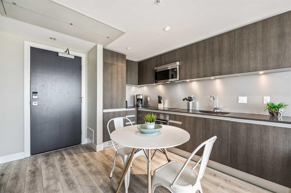 1803, 1188 3 Street Southeast, Calgary – Residential Apartment Listing Photo 3