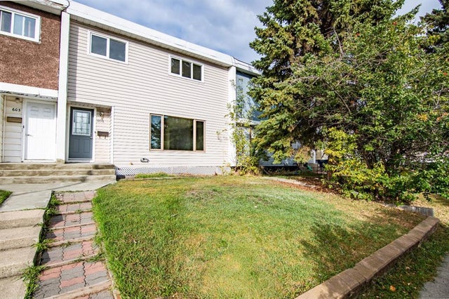 604 Terrace Park, Red Deer