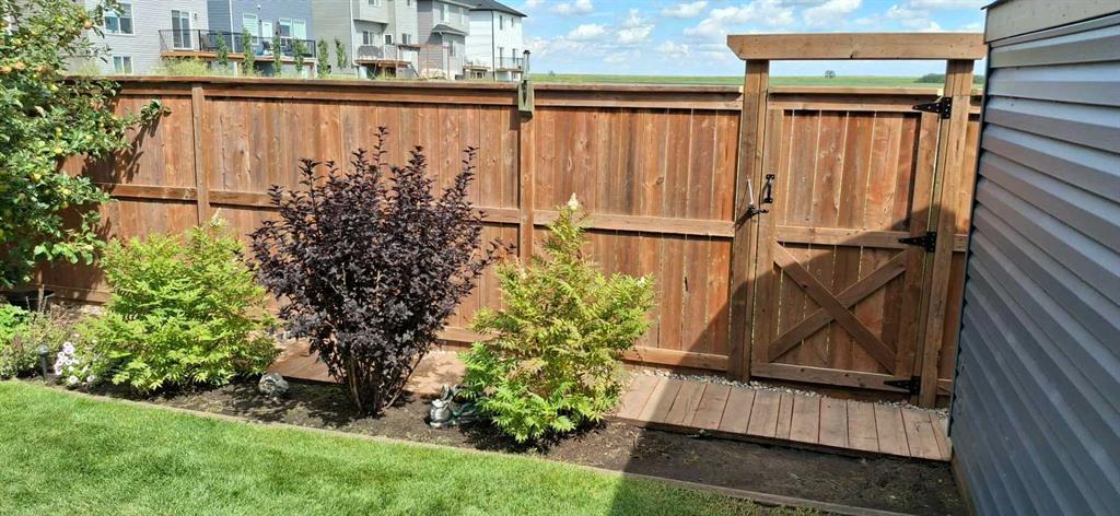 620 Edgefield Street, Strathmore – Residential Semi Detached Listing Photo 49