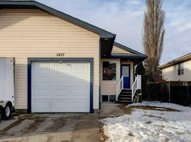 1421 Strathcona Way, Strathmore