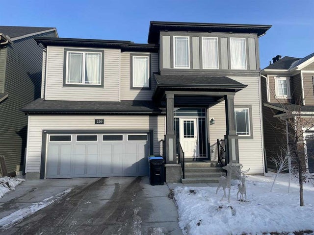 220 Carringham Road Nw, Calgary