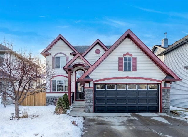 15 Drake Landing Drive, Okotoks