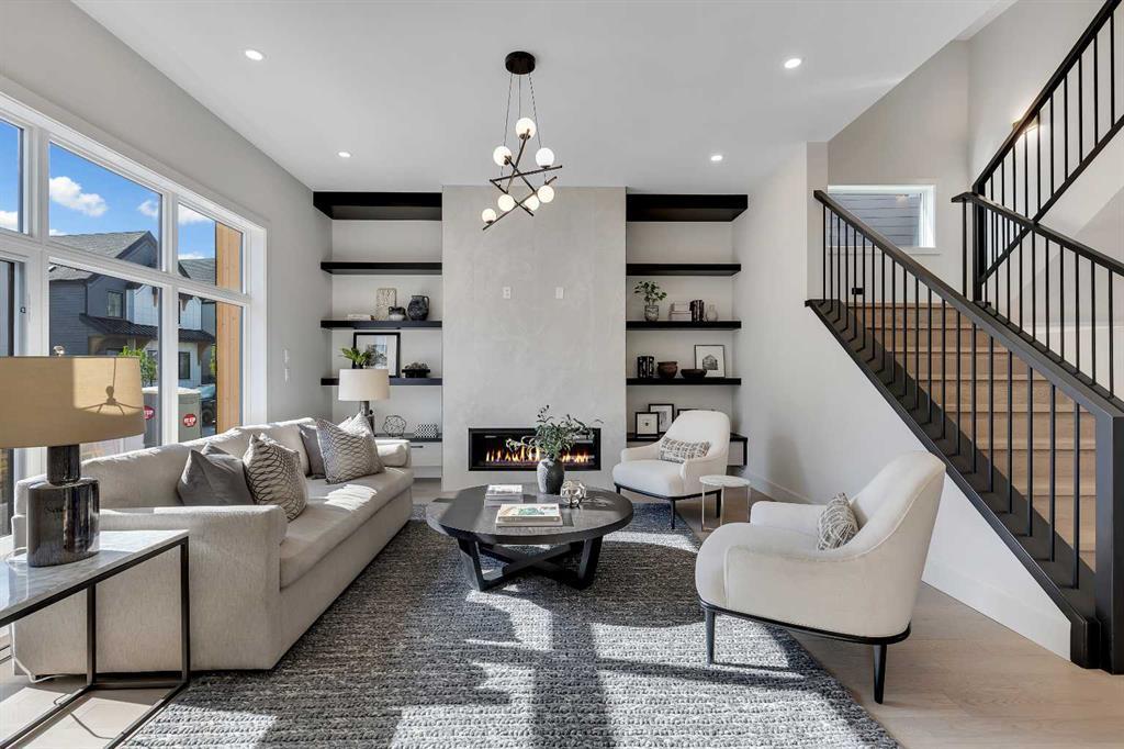 336 Normandy Drive Southwest, Calgary – Residential Detached Listing Photo 13