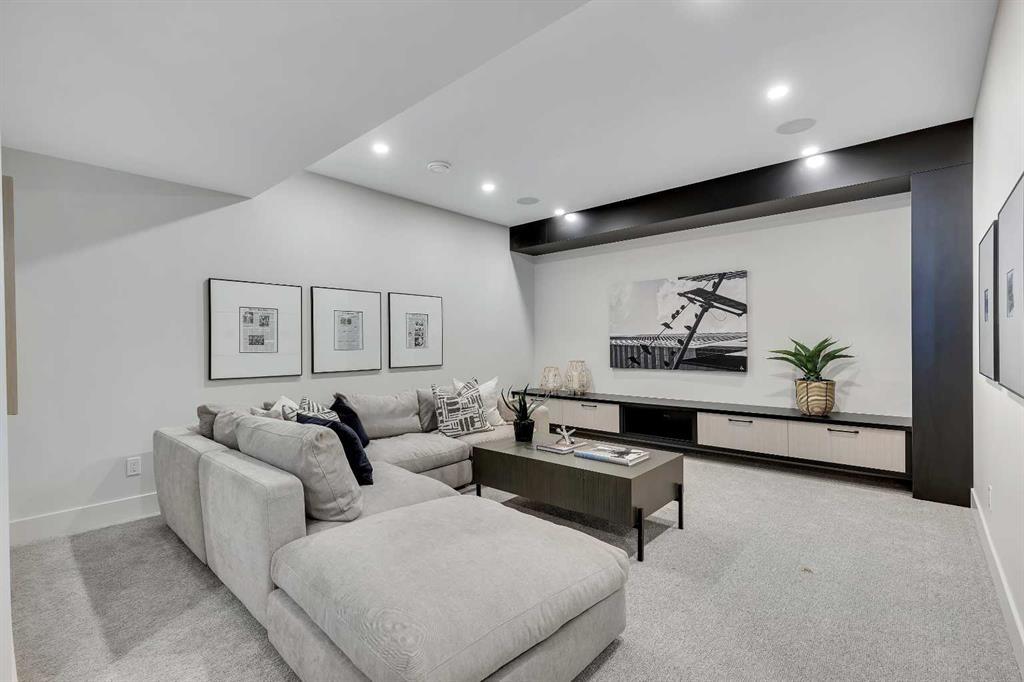 336 Normandy Drive Southwest, Calgary – Residential Detached Listing Photo 36