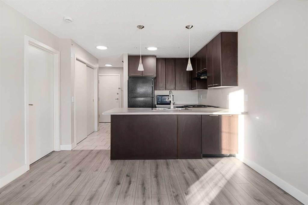 456, 35 Richard Court Southwest, Calgary – Residential Apartment Listing Photo 12