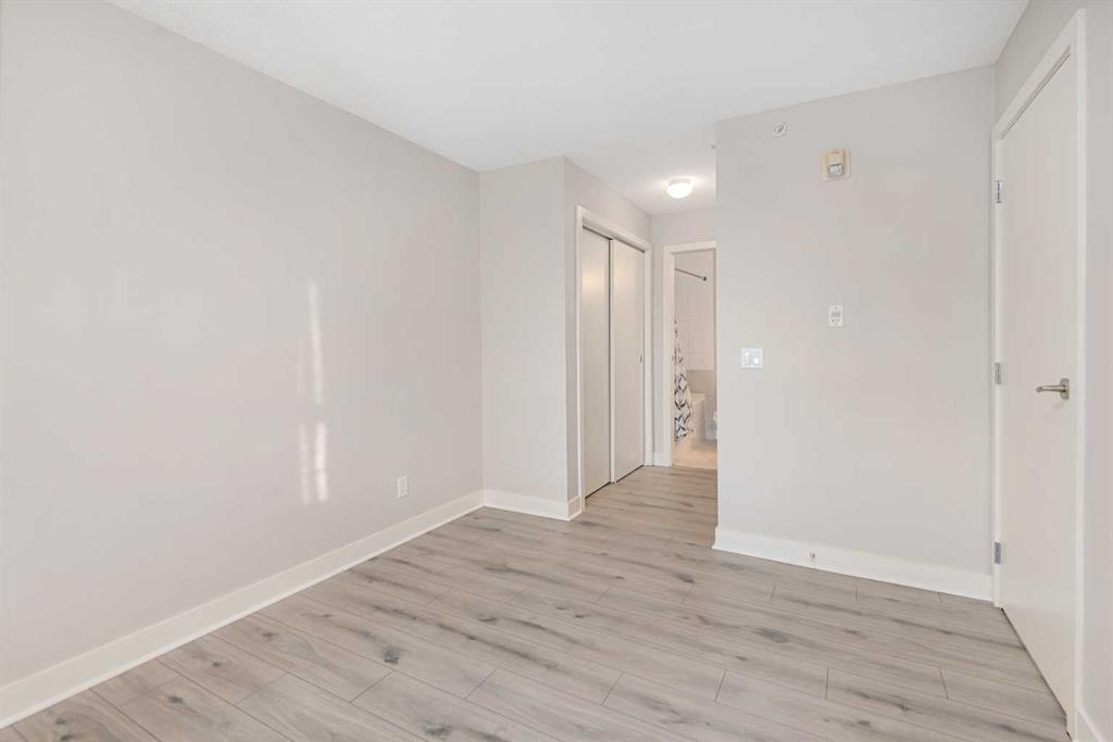 456, 35 Richard Court Southwest, Calgary – Residential Apartment Listing Photo 16