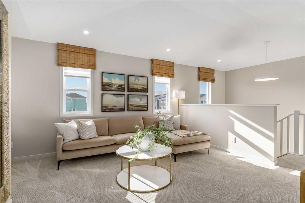 80 Magnolia Green Southeast, Calgary – Residential Detached Listing Photo 11