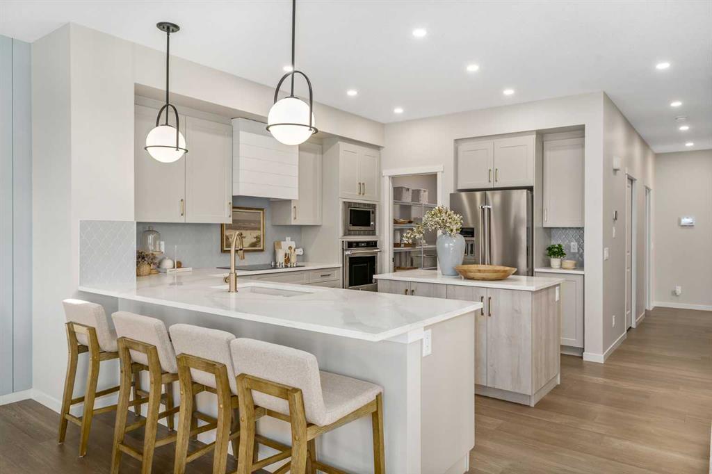 80 Magnolia Green Southeast, Calgary – Residential Detached Listing Photo 3