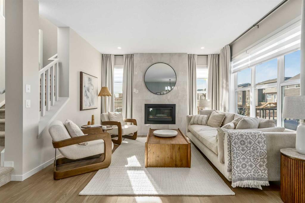 80 Magnolia Green Southeast, Calgary – Residential Detached Listing Photo 6