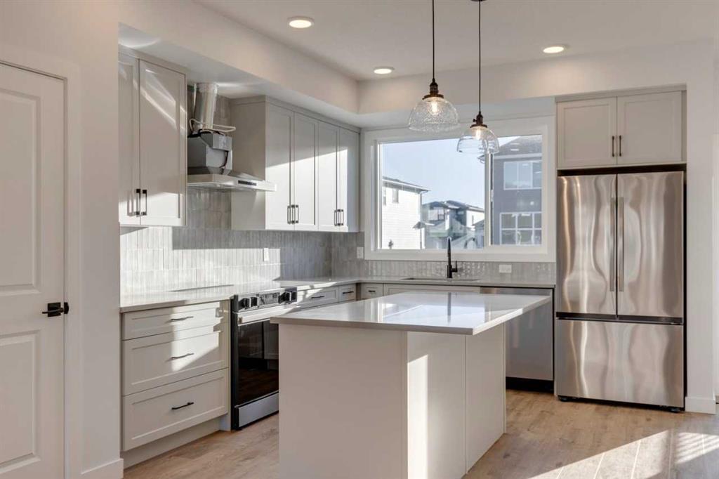 347 Fireside Drive, Cochrane