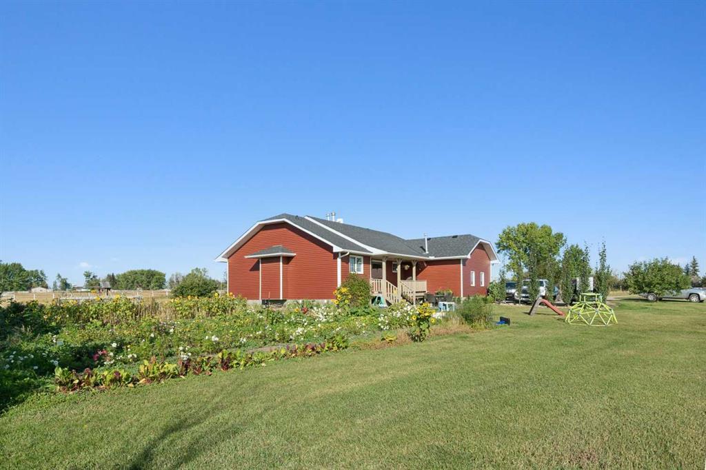 272187 Township Road 240, Rural Rocky View County – Residential Detached Listing Photo 10