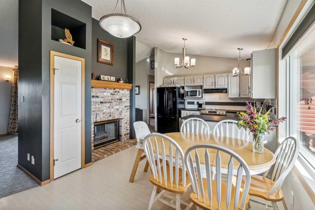 272187 Township Road 240, Rural Rocky View County – Residential Detached Listing Photo 16