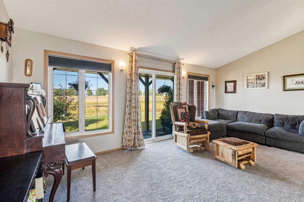 272187 Township Road 240, Rural Rocky View County – Residential Detached Listing Photo 18