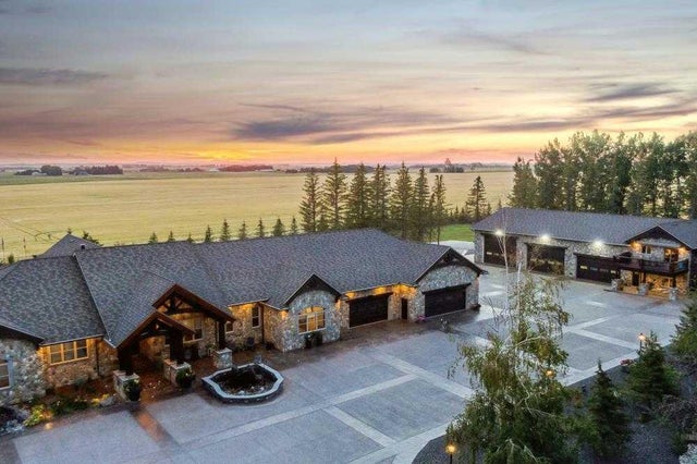 32244 Hwy 2a, Rural Mountain View County