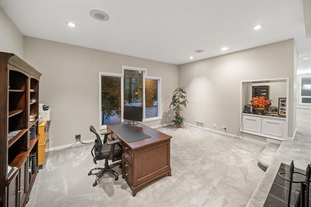 42 Woodhaven Crescent Southwest, Calgary – Residential Detached Listing Photo 14