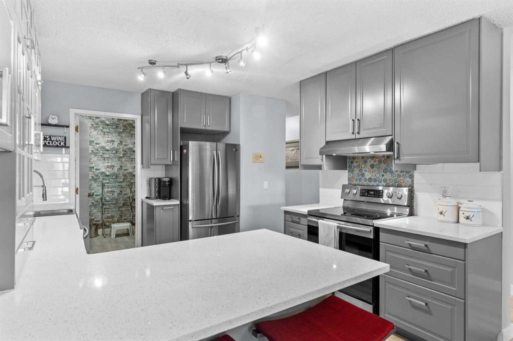 102, 333 2 Avenue Northeast, Calgary – Residential Apartment Listing Photo 12