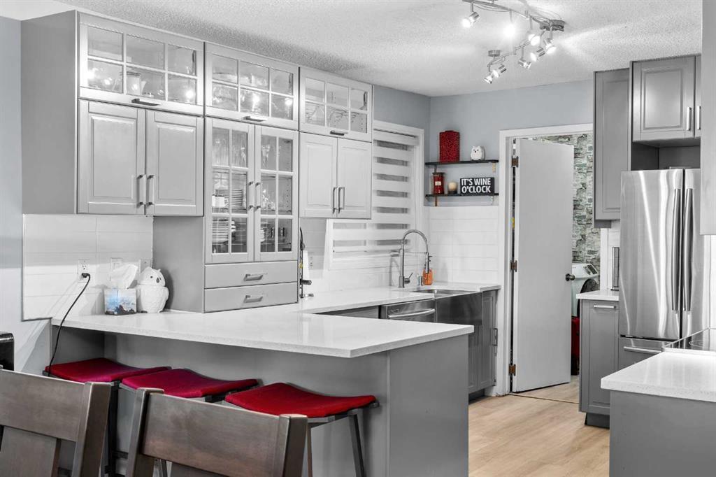 102, 333 2 Avenue Northeast, Calgary – Residential Apartment Listing Photo 15