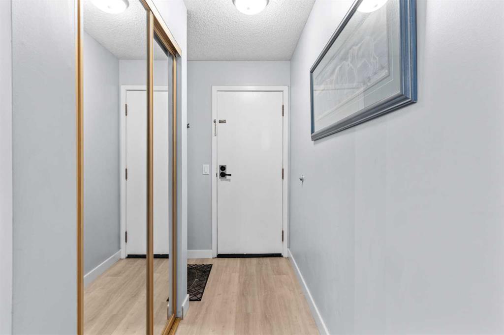 102, 333 2 Avenue Northeast, Calgary – Residential Apartment Listing Photo 5