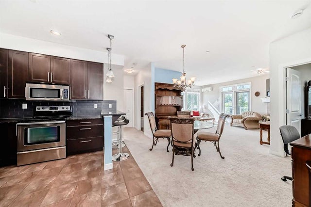 216, 1005b Westmount Drive, Strathmore