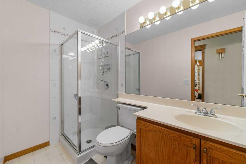 215, 200 Lincoln Way Sw Calgary Alberta T3E 7G7 Lincoln Park Home For Sale