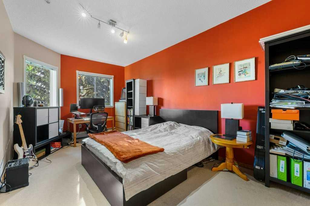 215, 200 Lincoln Way Sw Calgary Alberta T3E 7G7 Lincoln Park Home For Sale