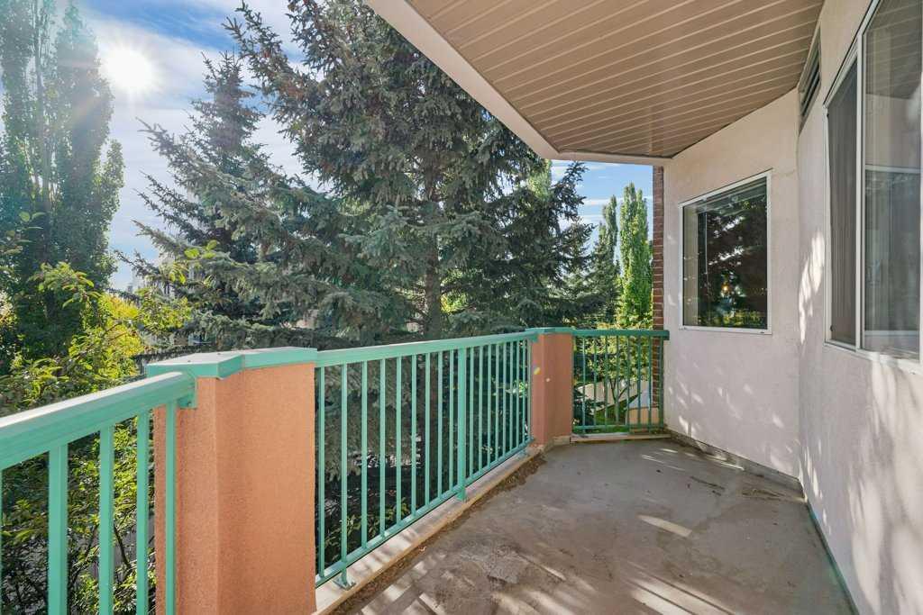 215, 200 Lincoln Way Sw Calgary Alberta T3E 7G7 Lincoln Park Home For Sale