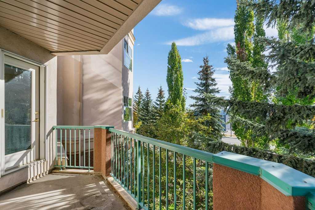 215, 200 Lincoln Way Sw Calgary Alberta T3E 7G7 Lincoln Park Home For Sale