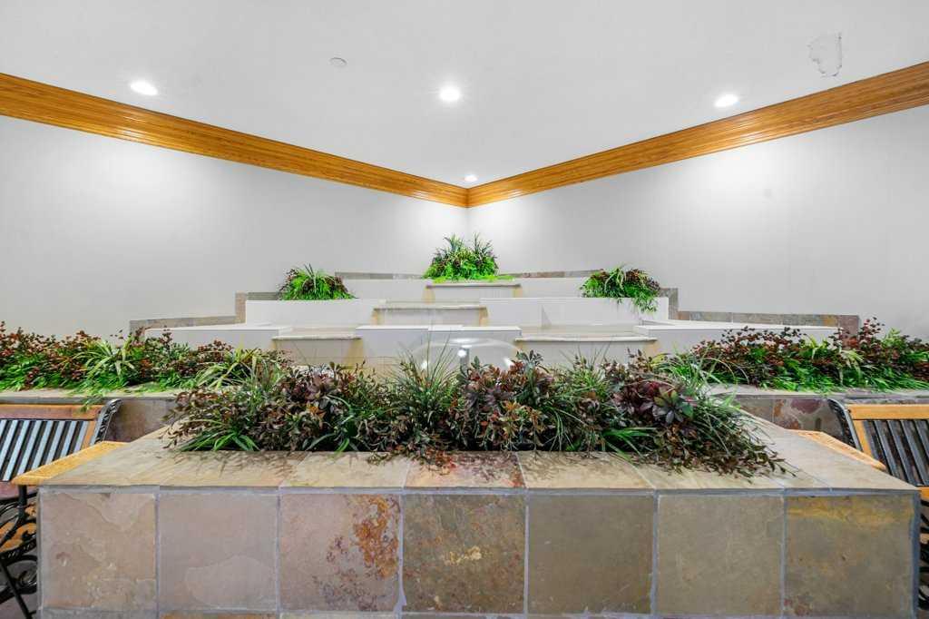 215, 200 Lincoln Way Sw Calgary Alberta T3E 7G7 Lincoln Park Home For Sale