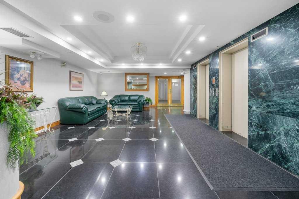 215, 200 Lincoln Way Sw Calgary Alberta T3E 7G7 Lincoln Park Home For Sale