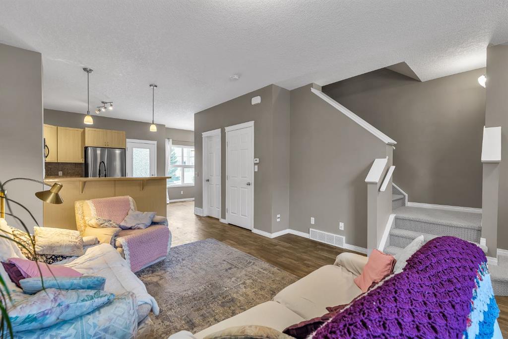 106 Ranch Ridge Meadow, Strathmore – Residential Row/Townhouse Listing Photo 5