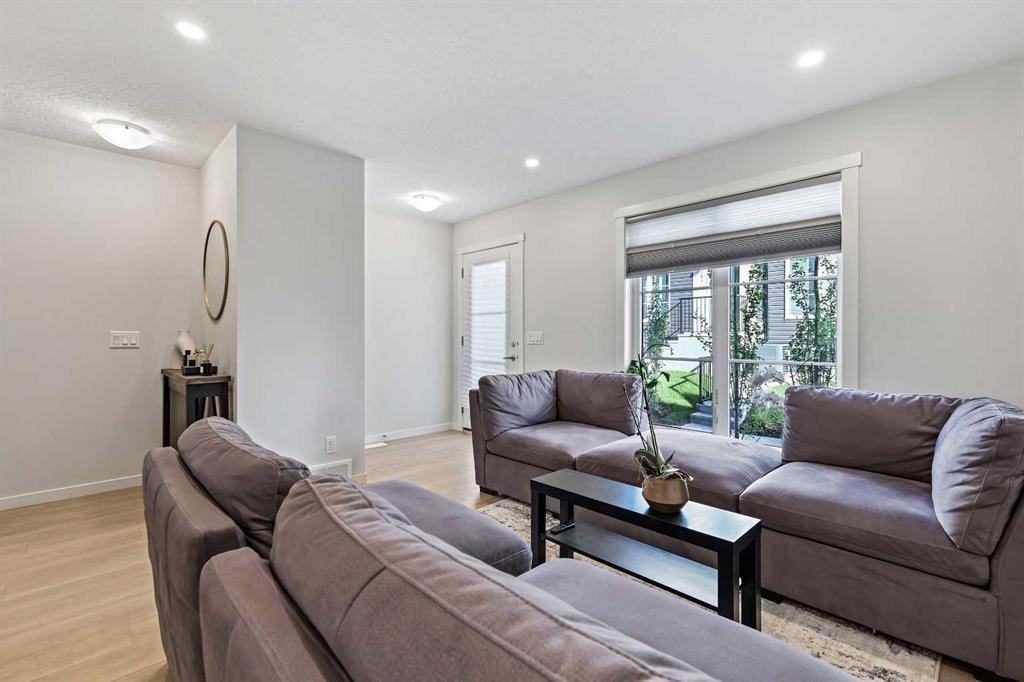 107, 474 Seton Circle Southeast, Calgary – Residential Row/Townhouse Listing Photo 10