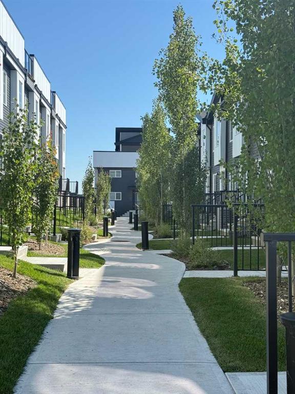 107, 474 Seton Circle Southeast, Calgary – Residential Row/Townhouse Listing Photo 3
